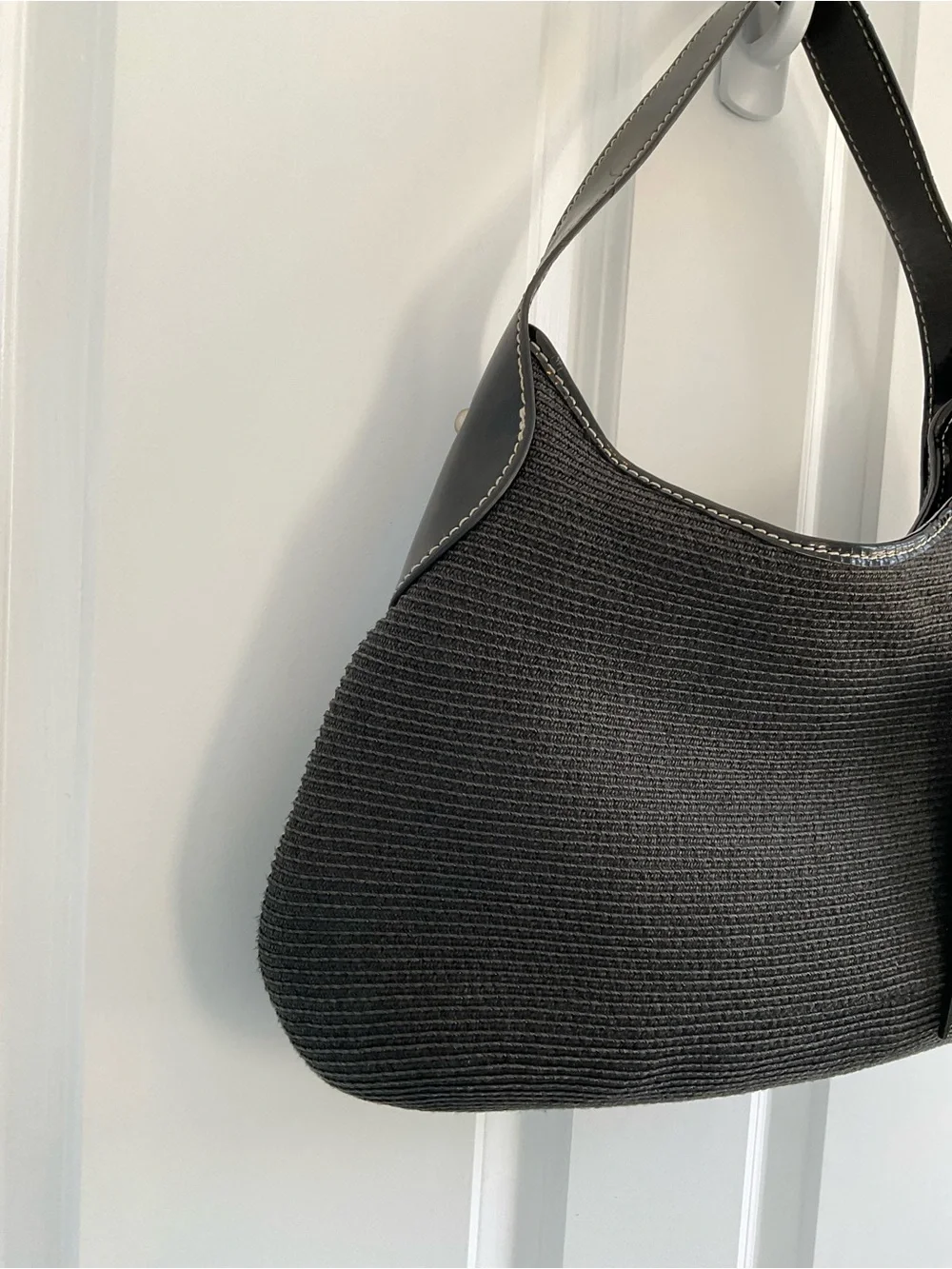 Vintage Talbots Classic Black Hobo Shoulder Bag — Sleek Everyday Carry
